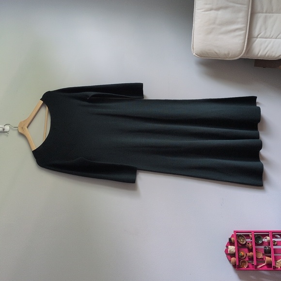 Uniqlo 3D Knit Merino Wool Flare Dress Forest Green - Picture 3 of 7